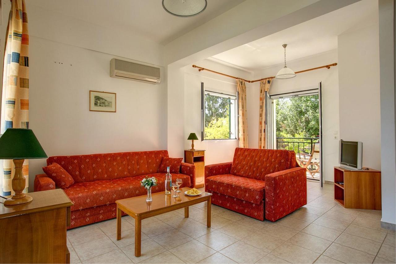 Liakas Village Szpartiá Kültér fotó